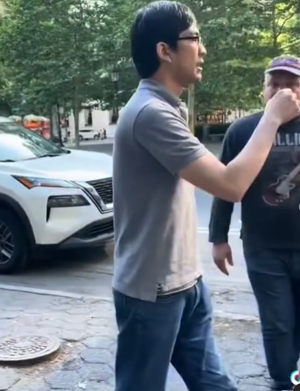 Asian man caught on camera telling a pretzel vendor in New York to ?go back to his country?